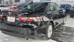 تۆیۆتا کامری